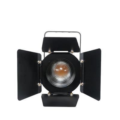 İyi bir fiyat. 300W LED Fresnel Spot Işığı RGBW Çift Renkli 3200K-5600K 50000 Saat çevrimiçi