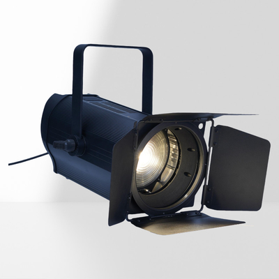 400W RGBALC LED Fresnel Sahne Işığı CRI 95 RDM DMX Kontrol Otomatik Zoom Pro Işıklandırma